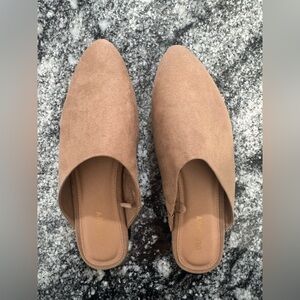 Suede mules